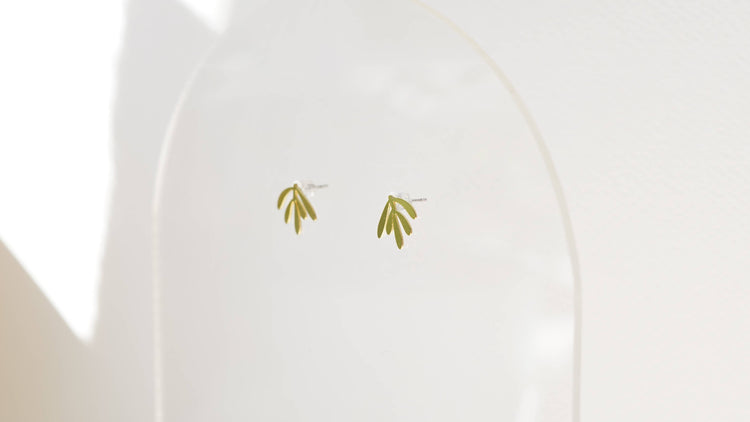 Botanical Collection | Little Leaf Studs | BT008